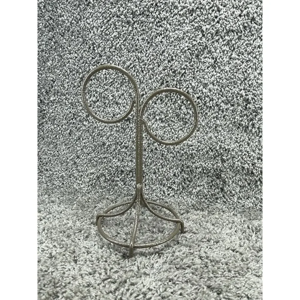 2 Ring Free Standing Coated Wrought Iron Towel Rack Preowned Home Decor